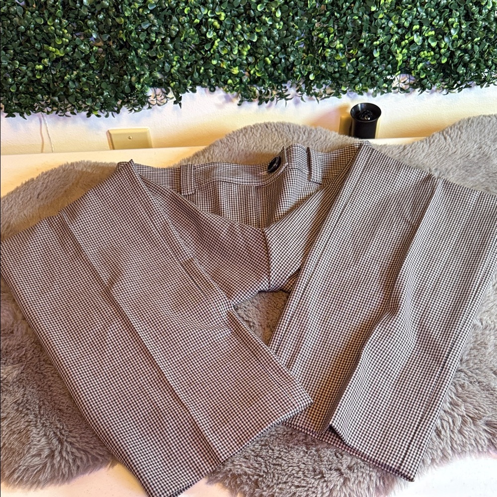 NWOT Talbots Women’s Trousers - Picture 5 of 5